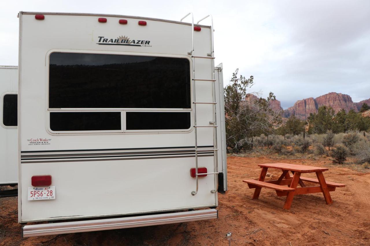 Camp Valhalla At Zion Hotel Colorado City Exterior foto